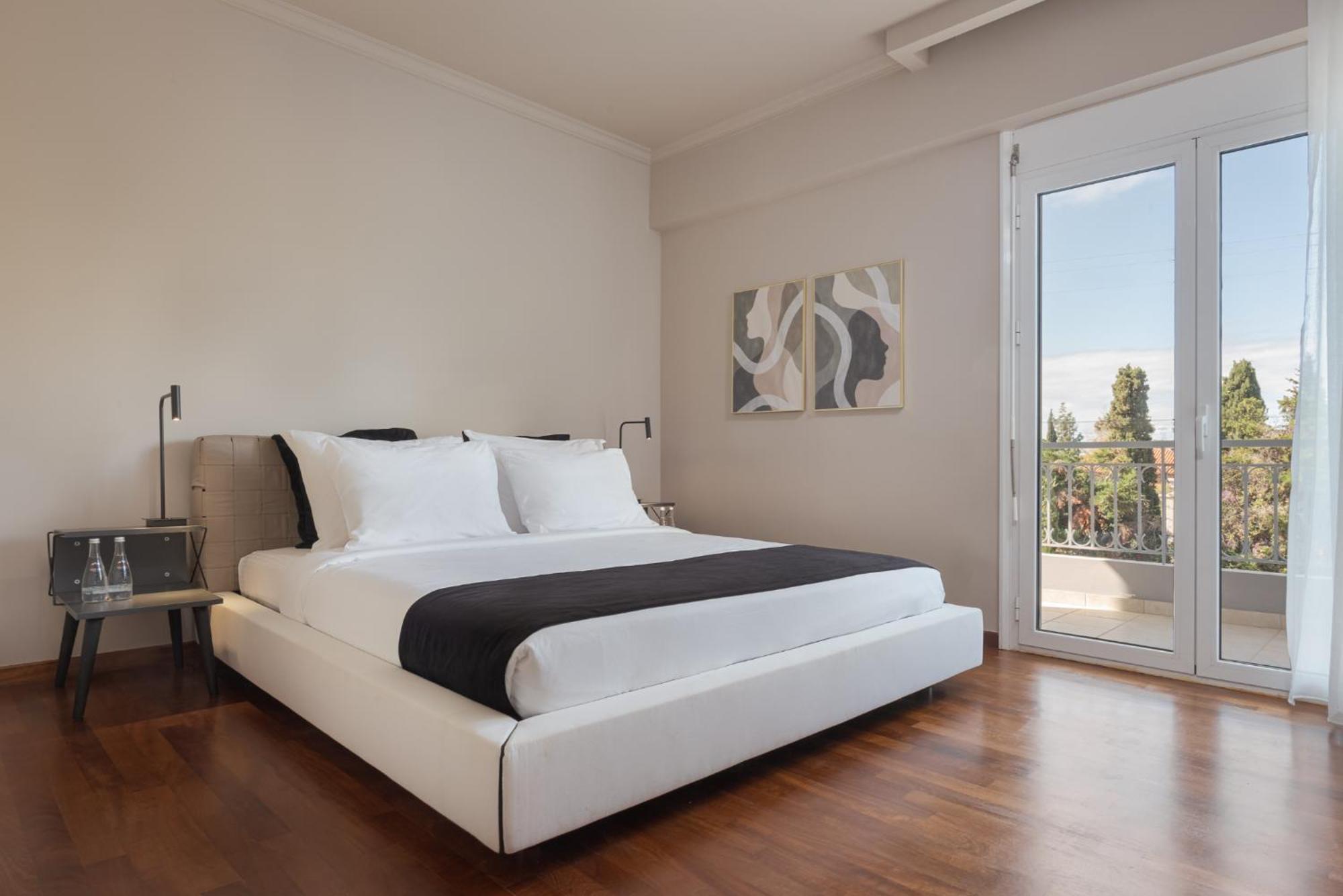 Athenian Grand Riviera Villa Eksteriør billede